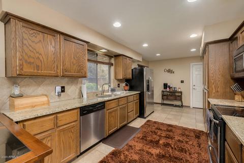 4220 E Becker Ln, Phoenix, AZ 85028 photo 3