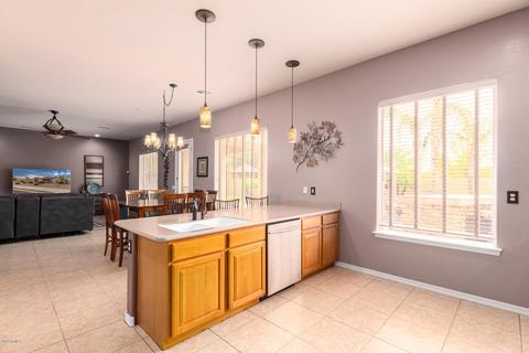 887 E Mary Ln, Gilbert, AZ 85295 photo 11