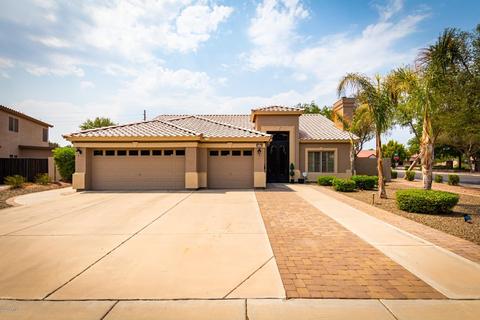 960 S Saddle St, Gilbert, AZ 85233 photo 2