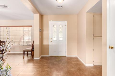 2845 E Claire Dr, Phoenix, AZ 85032 photo 4