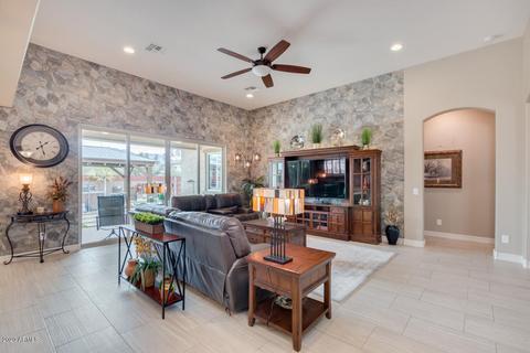 7661 S Barlow Dr, Gilbert, AZ 85298 photo 16