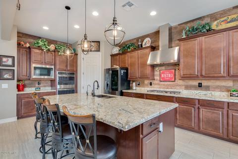 7661 S Barlow Dr, Gilbert, AZ 85298 photo 23