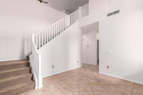 926 E Del Rio St, Gilbert, AZ 85295 photo 2