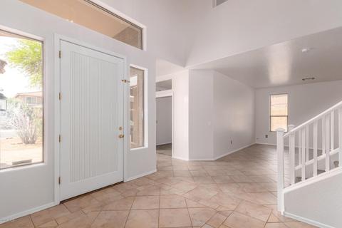 926 E Del Rio St, Gilbert, AZ 85295 photo 3