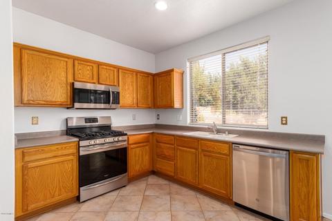 926 E Del Rio St, Gilbert, AZ 85295 photo 9