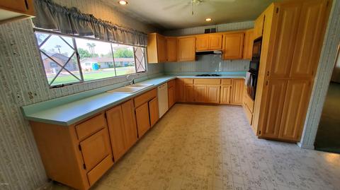 512 W Lamar Rd, Phoenix, AZ 85013 photo 2