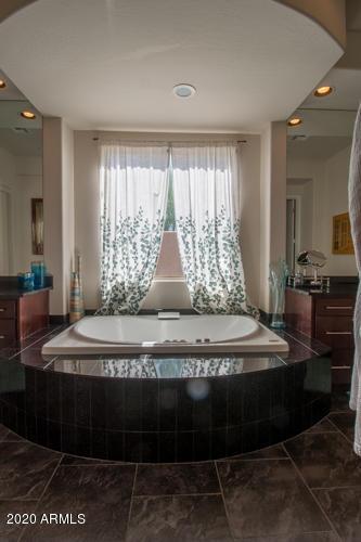 3960 E Navigator Ln, Phoenix, AZ 85050 photo 32