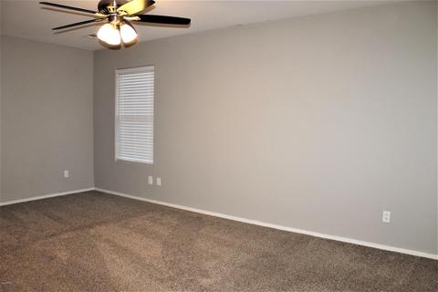 2037 S Starling Dr, Gilbert, AZ 85295 photo 13