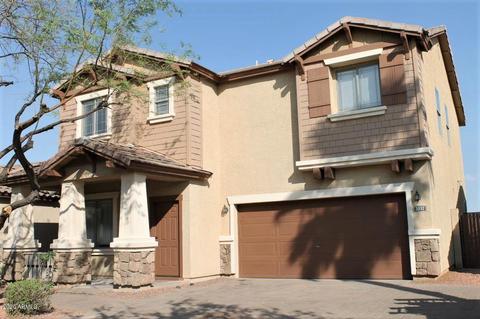 2037 S Starling Dr, Gilbert, AZ 85295 photo 2
