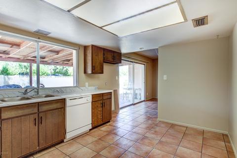 3310 W Purdue Ave, Phoenix, AZ 85051 photo 13