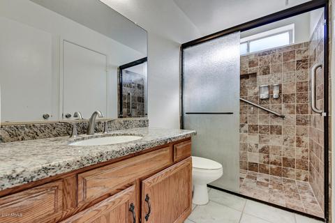 4454 E Cheyenne Dr, Phoenix, AZ 85044 photo 4