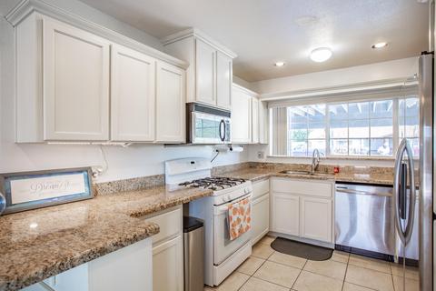 3123 E Windrose Dr, Phoenix, AZ 85032 photo 6