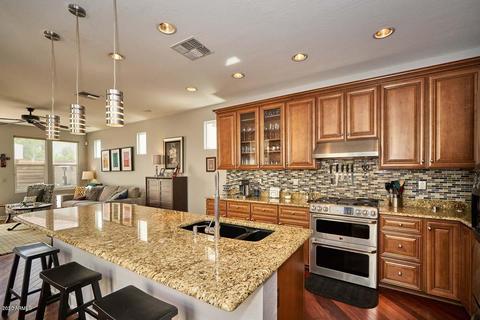 2911 N 48th Pl, Phoenix, AZ 85018 photo 8