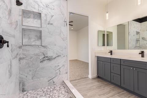 702 W Buist Ave, Phoenix, AZ 85041 photo 14