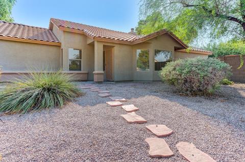 559 W Scott Ave, Gilbert, AZ 85233 photo 2