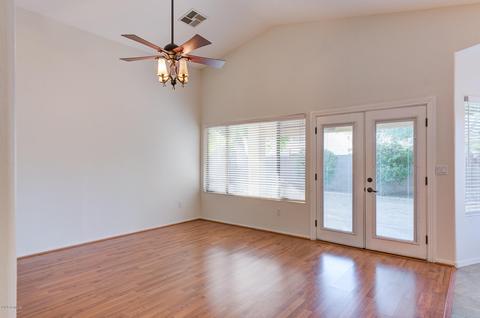559 W Scott Ave, Gilbert, AZ 85233 photo 12