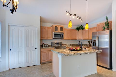 559 W Scott Ave, Gilbert, AZ 85233 photo 7