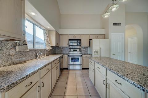 4207 E Cathedral Rock Dr, Phoenix, AZ 85044 photo 12