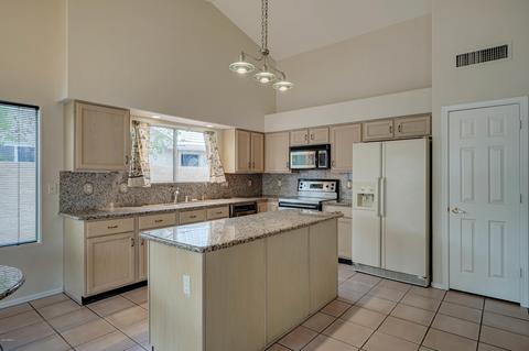 4207 E Cathedral Rock Dr, Phoenix, AZ 85044 photo 13