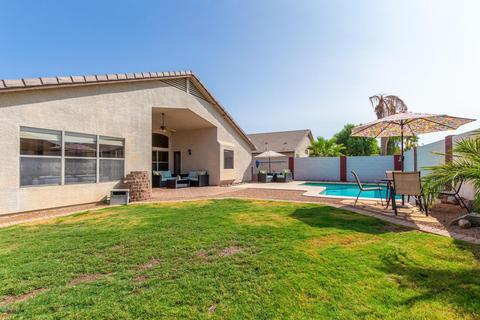2125 E Smoke Tree Rd, Gilbert, AZ 85296 photo 3