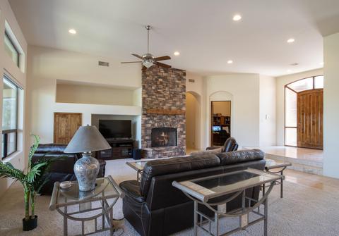3824 E Melody Dr, Phoenix, AZ 85042 photo 4