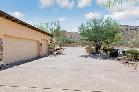 3824 E Melody Dr, Phoenix, AZ 85042 photo 2