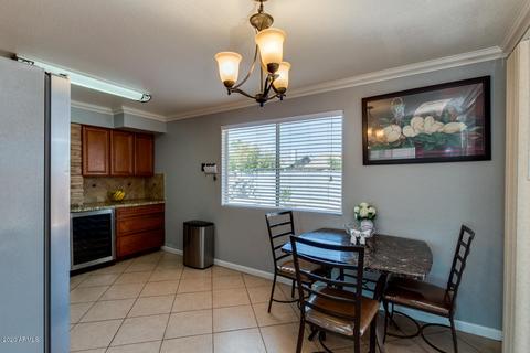 8528 W Mitchell Dr, Phoenix, AZ 85037 photo 4