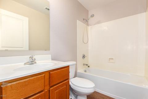 4043 E Maplewood St, Gilbert, AZ 85297 photo 13