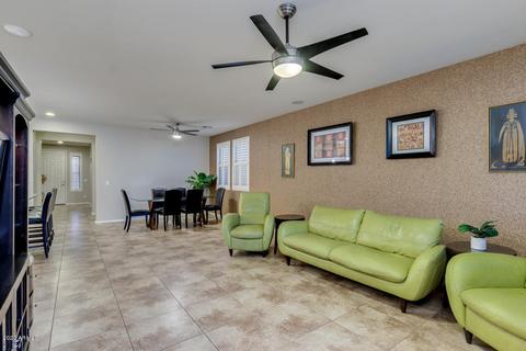 2197 E Flintlock Dr, Gilbert, AZ 85298 photo 4