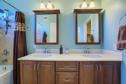 3906 E Kimberly Way, Phoenix, AZ 85050 photo 21