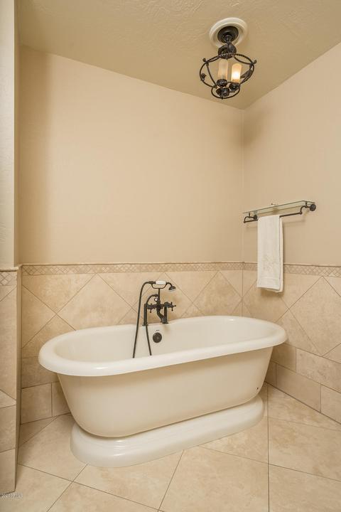 145 E Secretariat Dr, Tempe, AZ 85284 photo 17