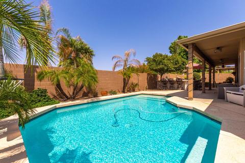 2302 S Revolta Ave, Mesa, AZ 85209 photo 2