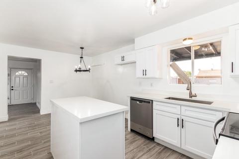 1065 E Dolphin Ave, Mesa, AZ 85204 photo 8