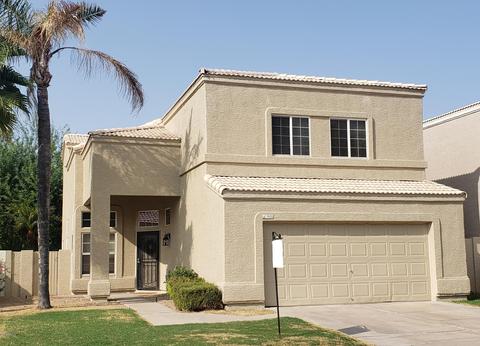 1406 E Beacon Dr, Gilbert, AZ 85234 photo 1