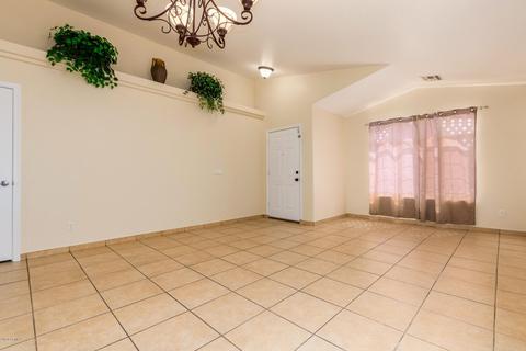 8922 W Avalon Dr, Phoenix, AZ 85037 photo 4
