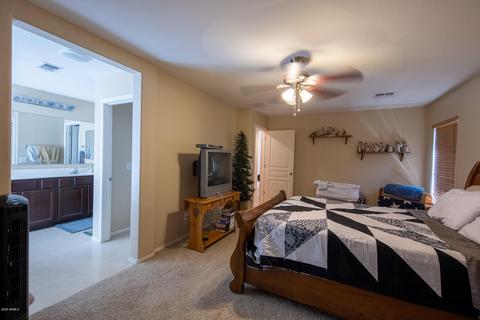 3863 E Trigger Way, Gilbert, AZ 85297 photo 5