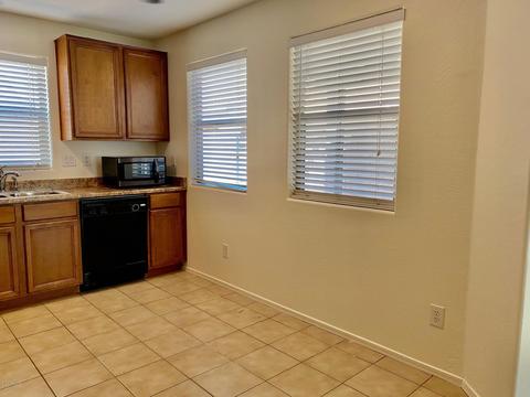 1860 S Seton Ave, Gilbert, AZ 85295 photo 8