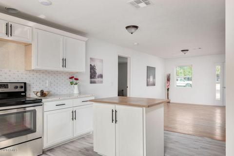 914 S 30th Dr, Phoenix, AZ 85009 photo 5