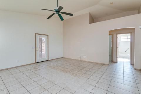 2069 E Huron Ct, Gilbert, AZ 85234 photo 6