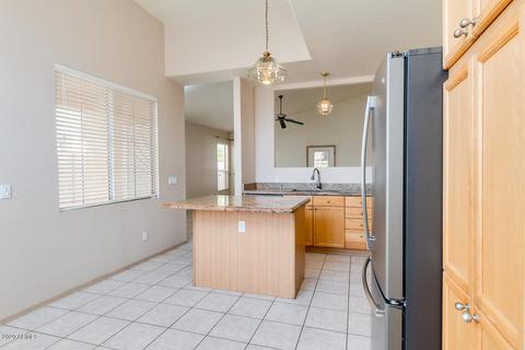 2069 E Huron Ct, Gilbert, AZ 85234 photo 11
