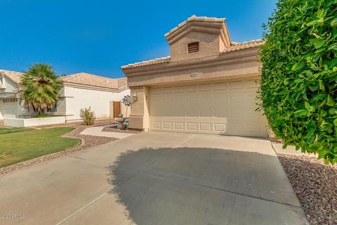 2069 E Huron Ct, Gilbert, AZ 85234 photo 3