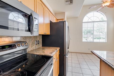 2069 E Huron Ct, Gilbert, AZ 85234 photo 16