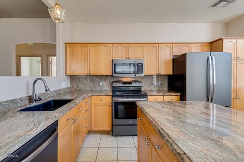 2069 E Huron Ct, Gilbert, AZ 85234 photo 12