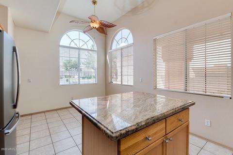 2069 E Huron Ct, Gilbert, AZ 85234 photo 17