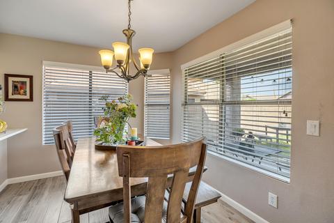 4826 E Melinda Ln, Phoenix, AZ 85054 photo 10