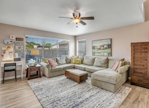 4826 E Melinda Ln, Phoenix, AZ 85054 photo 6