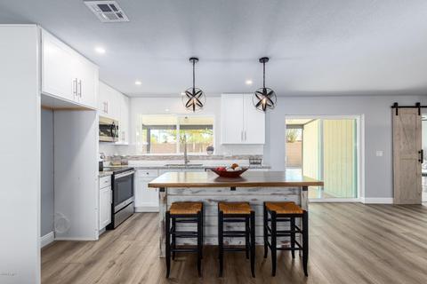 949 E 10th Pl, Mesa, AZ 85203 photo 6