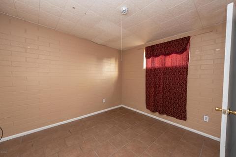 8239 N 29th Dr, Phoenix, AZ 85051 photo 8