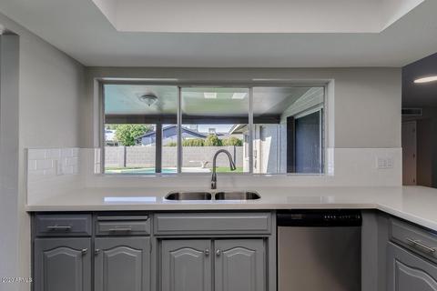 2028 E Pegasus Dr, Tempe, AZ 85283 photo 6