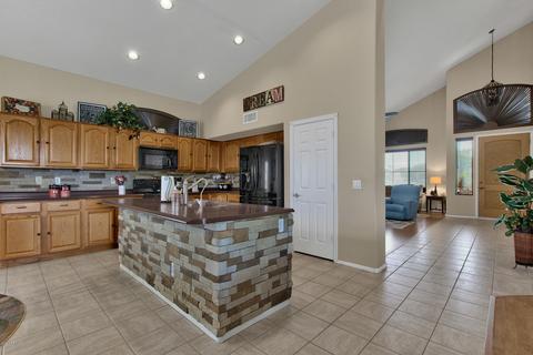 2206 S Revolta --, Mesa, AZ 85209 photo 10
